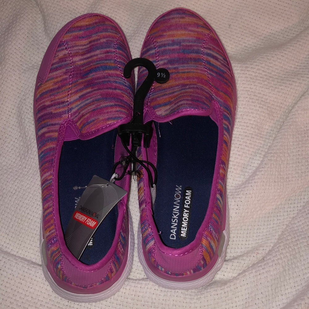 NWT Danskin Now memory foam slip-on sneakers